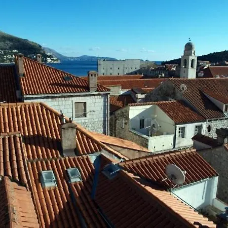 Πανσιόν Homa Ντουμπρόβνικ