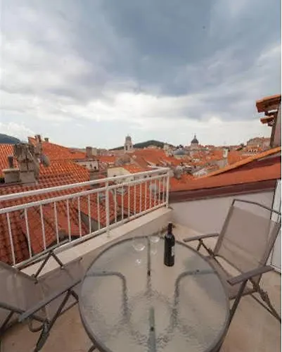 ゲストハウス ホマ 4*