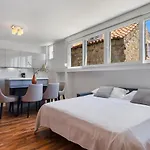 Guest house Homa 4*